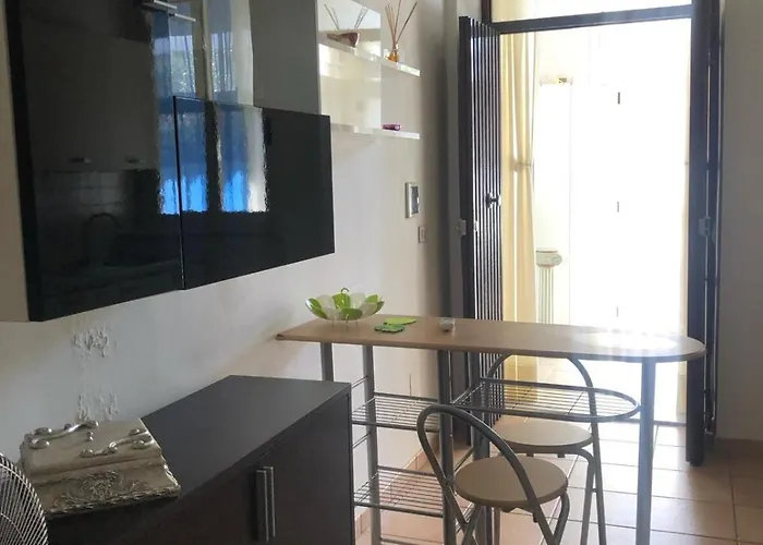 Iole E Benny アパート